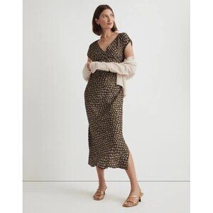 Madewell Wide V-Neck Midi Dress in Expedition Green